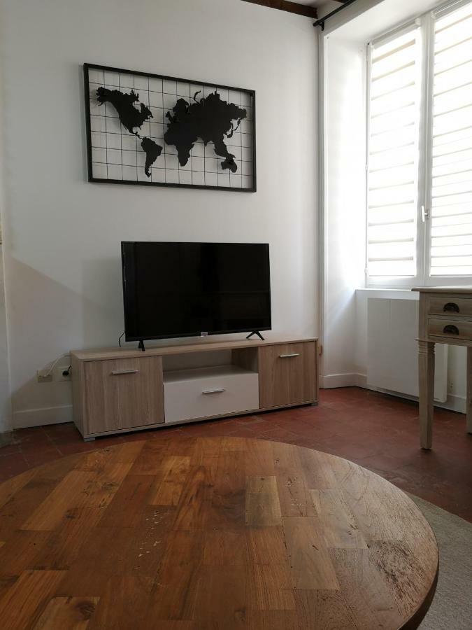 Chaleureux F2 En Centre Ville Apartment ก็อง ภายนอก รูปภาพ